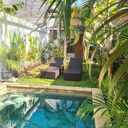 Hostel The Jungle House Canggu Zewnętrze zdjęcie